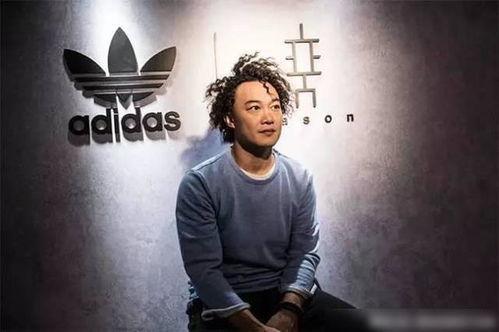 明星代言男士吃瓜视频,男士吃瓜视频走红网络